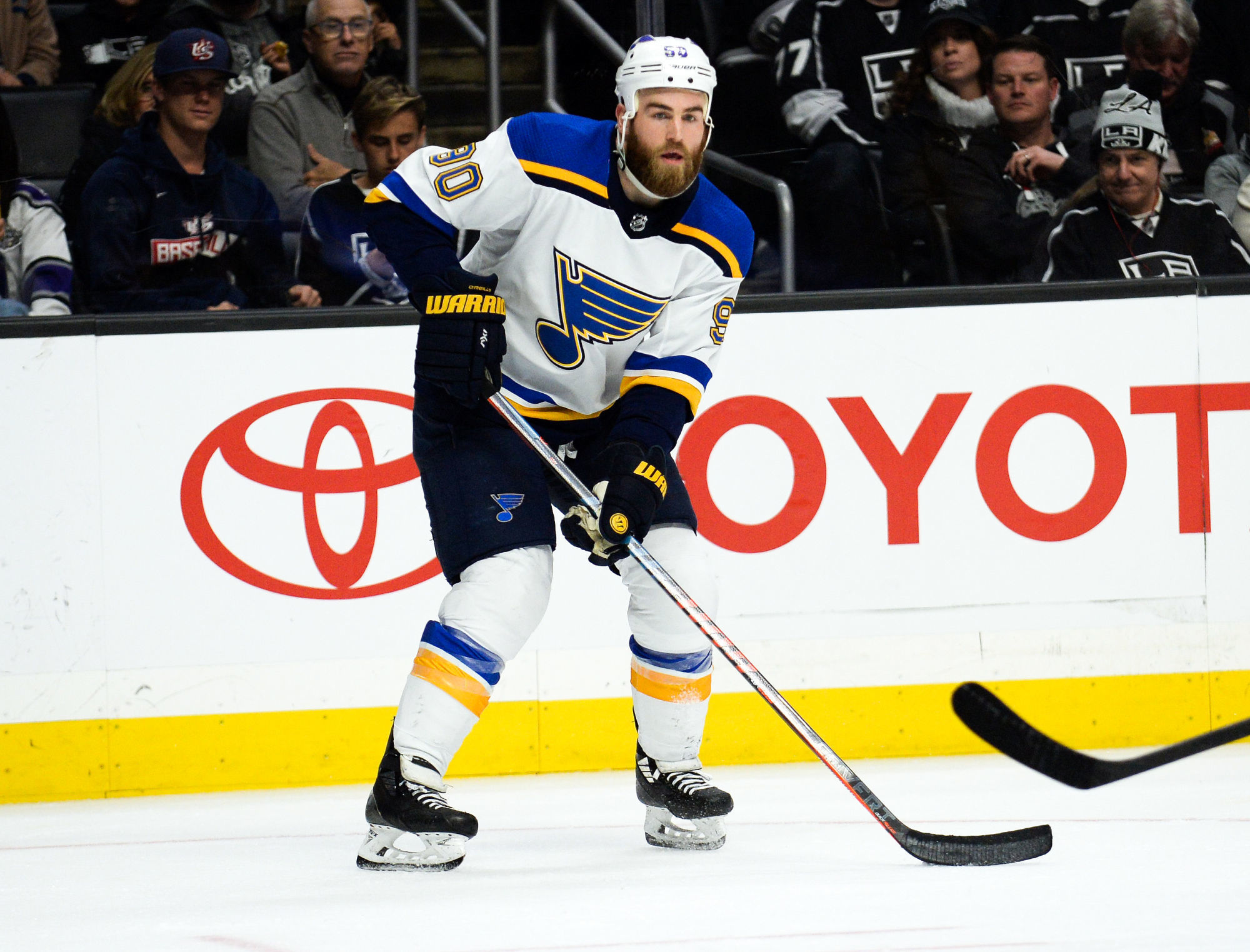 January 21, 2019; Los Angeles, CA, USA; St. Louis Blues center Ryan O'Reilly (90) controls the puck against the Los Angeles Kings during the third period at Staples Center. Photo : SUSA / Icon Sport