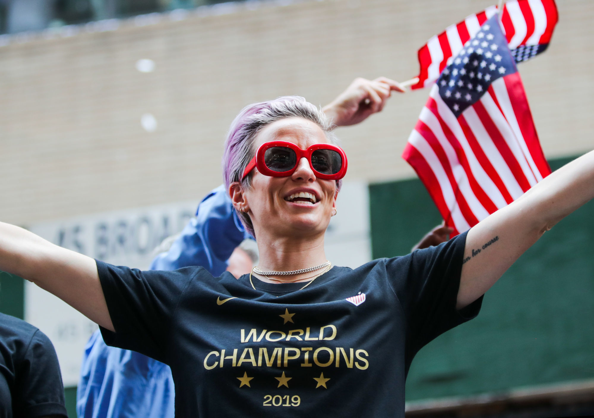 U.S. women's soccer team member Megan Rapinoe celebrates during the ticker-tape parade for World Cup-winning United States women's soccer team in New York, the United States, July 10, 2019.
Photo : SUSA / Icon Sport