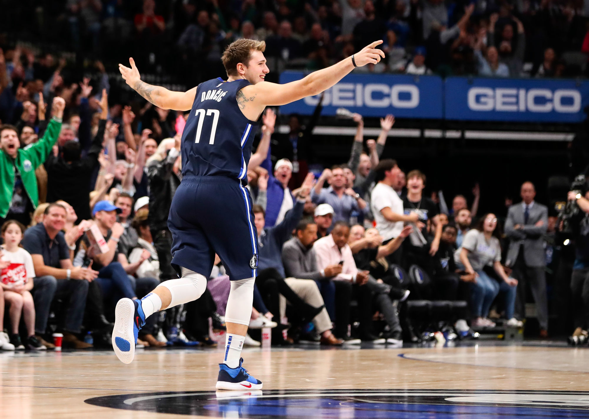 Dec 4, 2019; Dallas, TX, USA; Dallas Mavericks forward Luka Doncic (77) reacts during the fourth quarter against the Minnesota Timberwolves at American Airlines Center. Mandatory Credit: Kevin Jairaj-USA TODAY Sports/Sipa USA 

Photo by Icon Sport - Luka DONCIC - American Airlines Center - Dallas (Etats Unis)