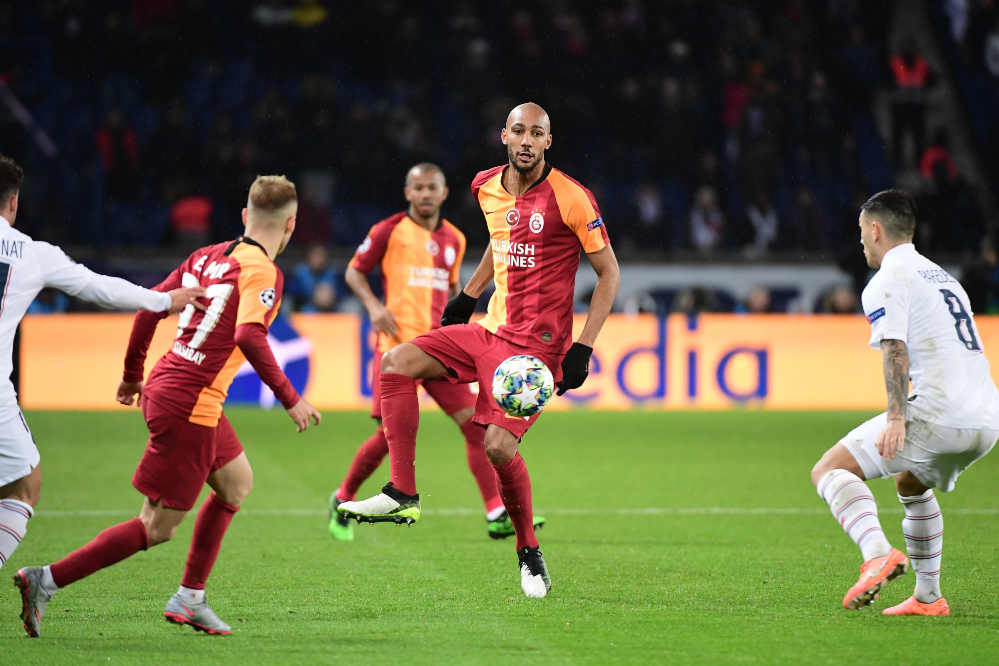 Steven NZONZI of Galatasaray during the Champions League match between Paris Saint Germain and Galatasaray at Parc des Princes on December 11, 2019 in Paris, France. (Photo by Dave Winter/Icon Sport) - Steven NZONZI - Parc des Princes - Paris (France)