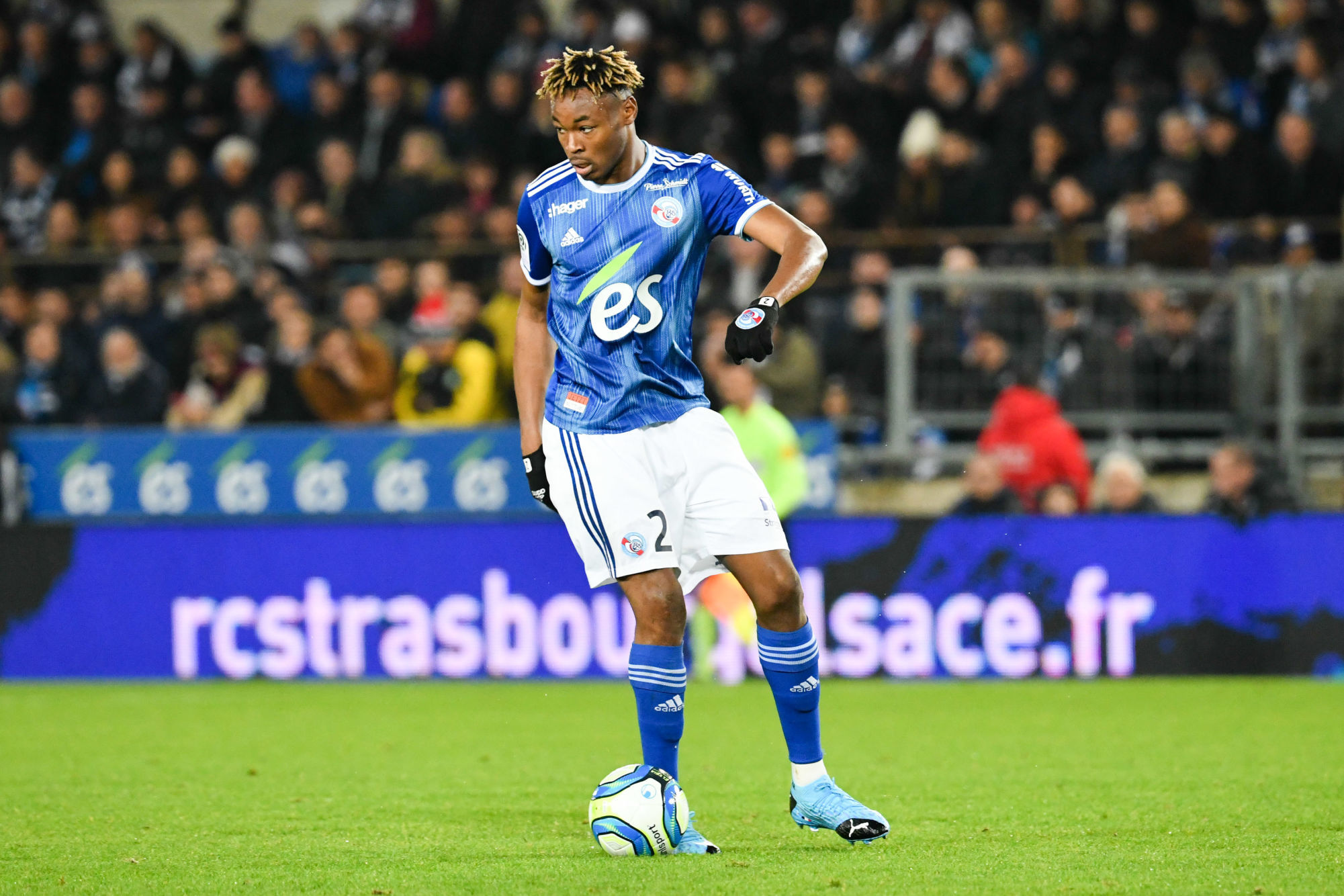 Mohamed SIMAKAN of Strasbourg during the Ligue 1 match between RC Strasbourg and Toulouse FC at Stade de la Meinau on December 7, 2019 in Strasbourg, France. (Photo by Sebastien Bozon/Icon Sport) - Mohamed SIMAKAN - Stade de la Meinau - Strasbourg (France)