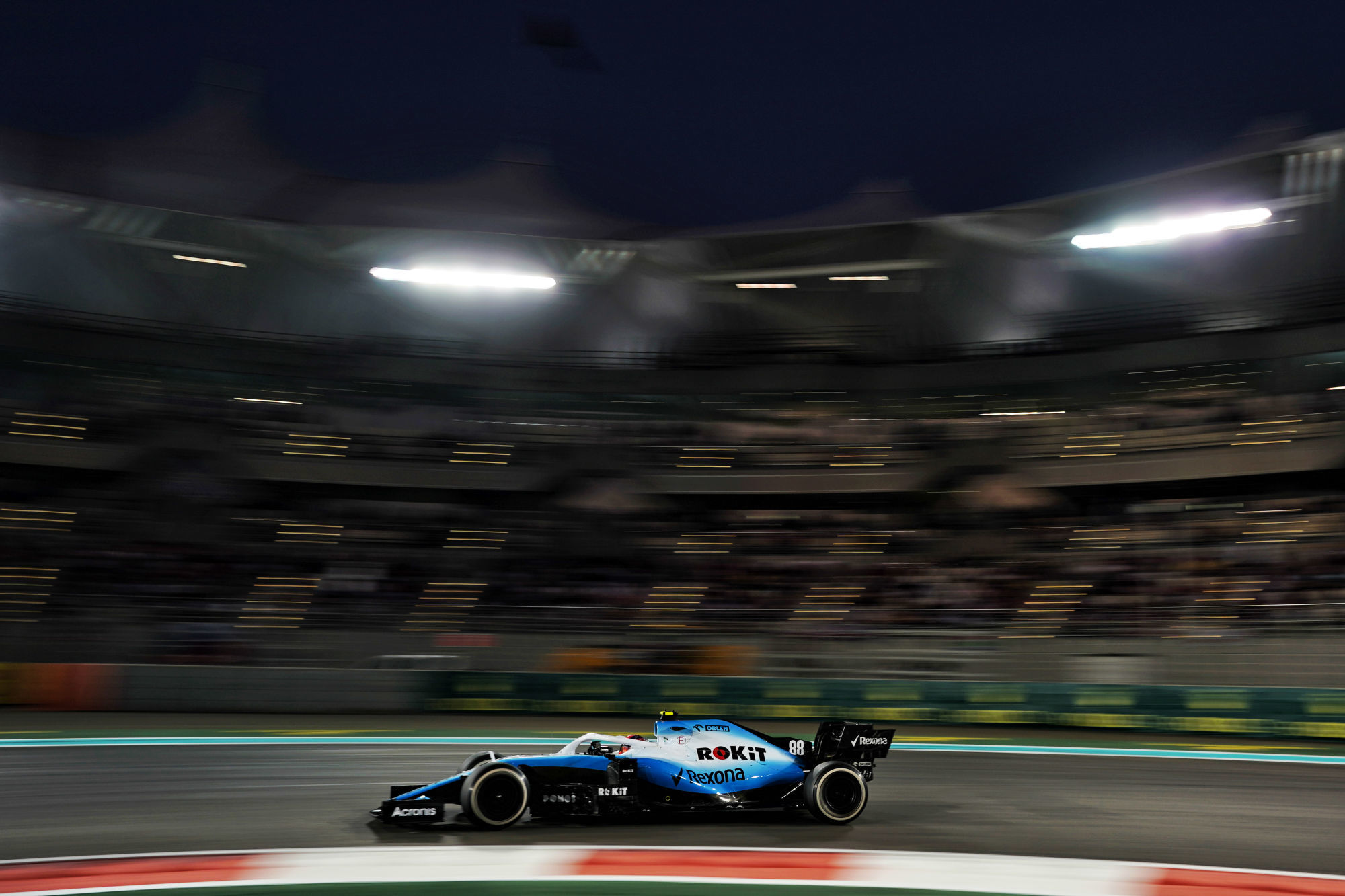 Robert Kubica (POL) Williams Racing FW42.
© Copyright: Dungan / XPB Images. Photo : Icon Sport