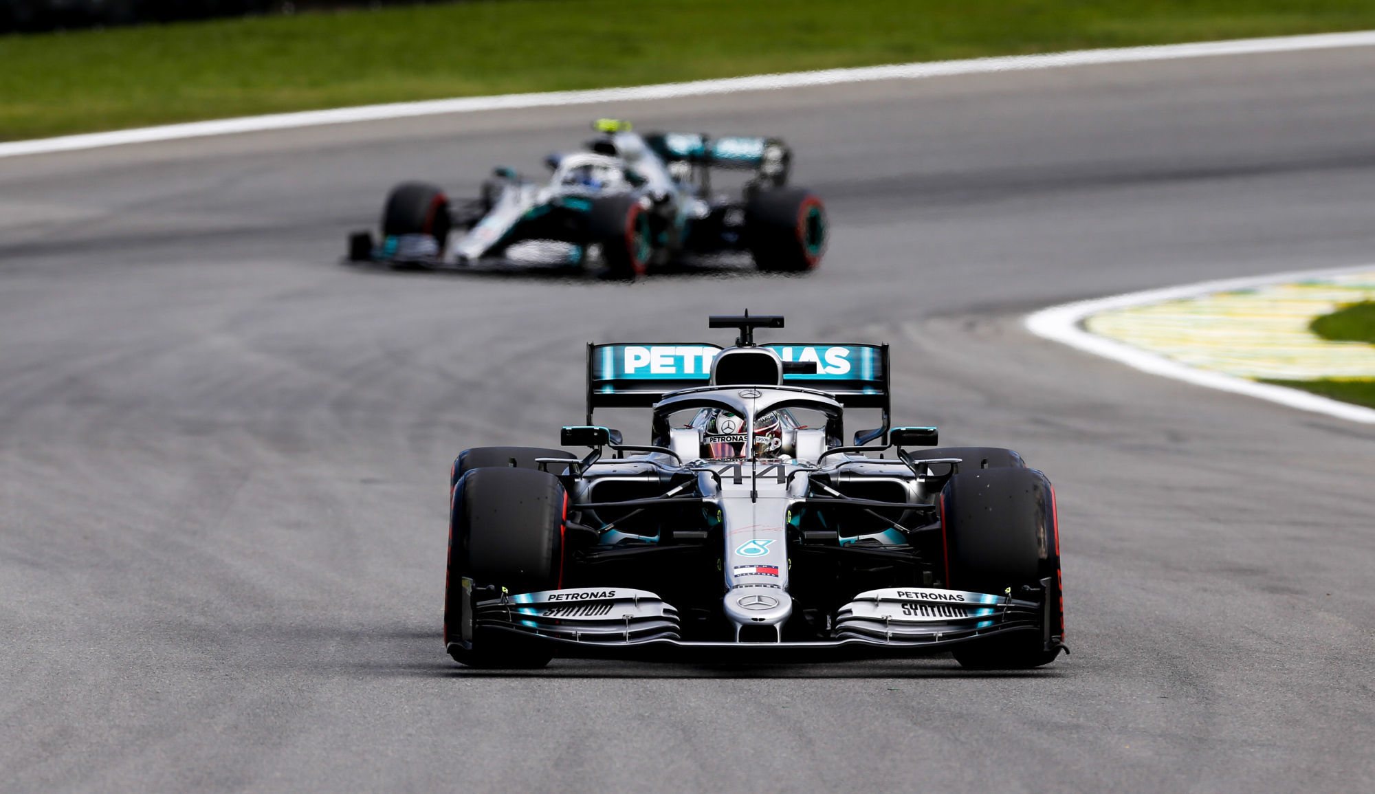 Photo by Icon Sport - Lewis HAMILTON - Valtteri BOTTAS - Interlagos - Sao Paulo (Bresil) Formule 1