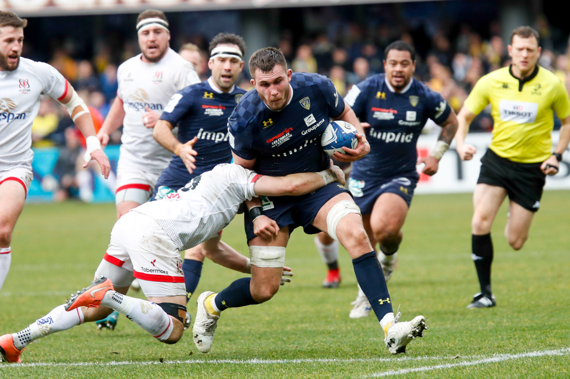 Paul JEDRASIAK of Clermont and Will ADDISON of Ulster during the European Rugby Champions Cup, Pool 3 match between Clermont and Ulster on January 11, 2020 in Clermont-Ferrand, France. (Photo by Romain Biard/Icon Sport) - Stade Marcel Michelin - Clermont Ferrand (France)