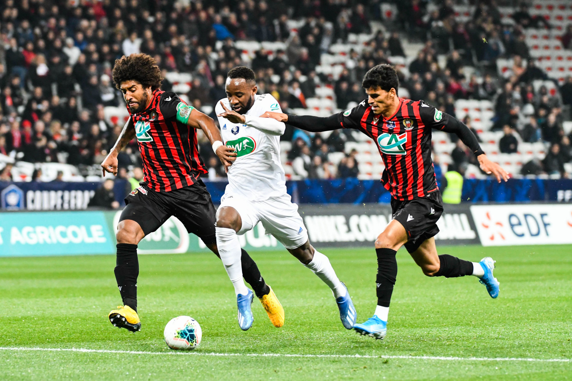 DANTE and DANILO of Nice and Moussa DEMBELE of Lyon during the French Cup soccer match between Nice and Lyon at Allianz Riviera on January 30, 2020 in Nice, France. (Photo by Pascal Della Zuana/Icon Sport) - Allianz Riviera - Nice (France)