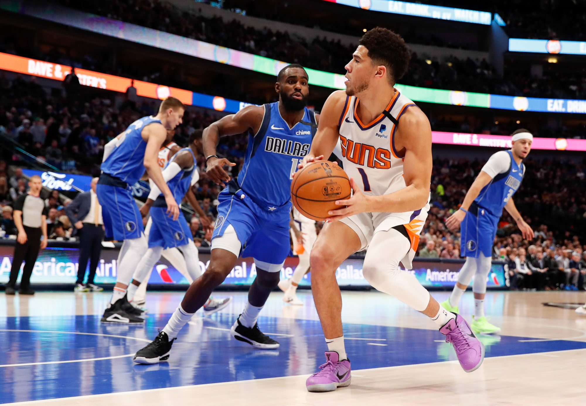 Jan 28, 2020; Dallas, Texas, USA;  Phoenix Suns guard Devin Booker