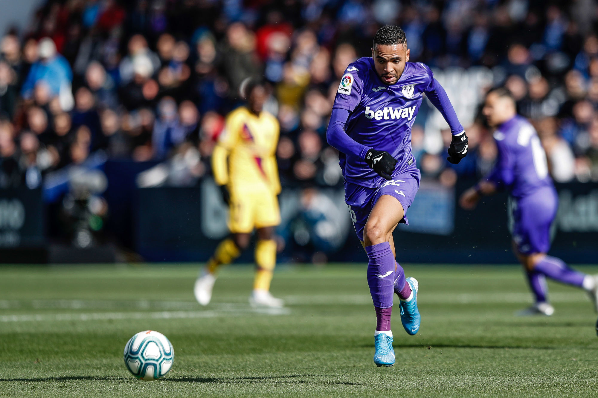 Youssef En-Nesyri (CD Leganes)  in action during the match   La Liga match between CD Leganes vs FC Barcelona at the Municipal de Butarque stadium in Madrid, Spain, November 23, 2019 . 

Photo by Icon Sport - Youssef EN-NESYRI - Estadio Municipal de Butarque - Leganes (Espagne)