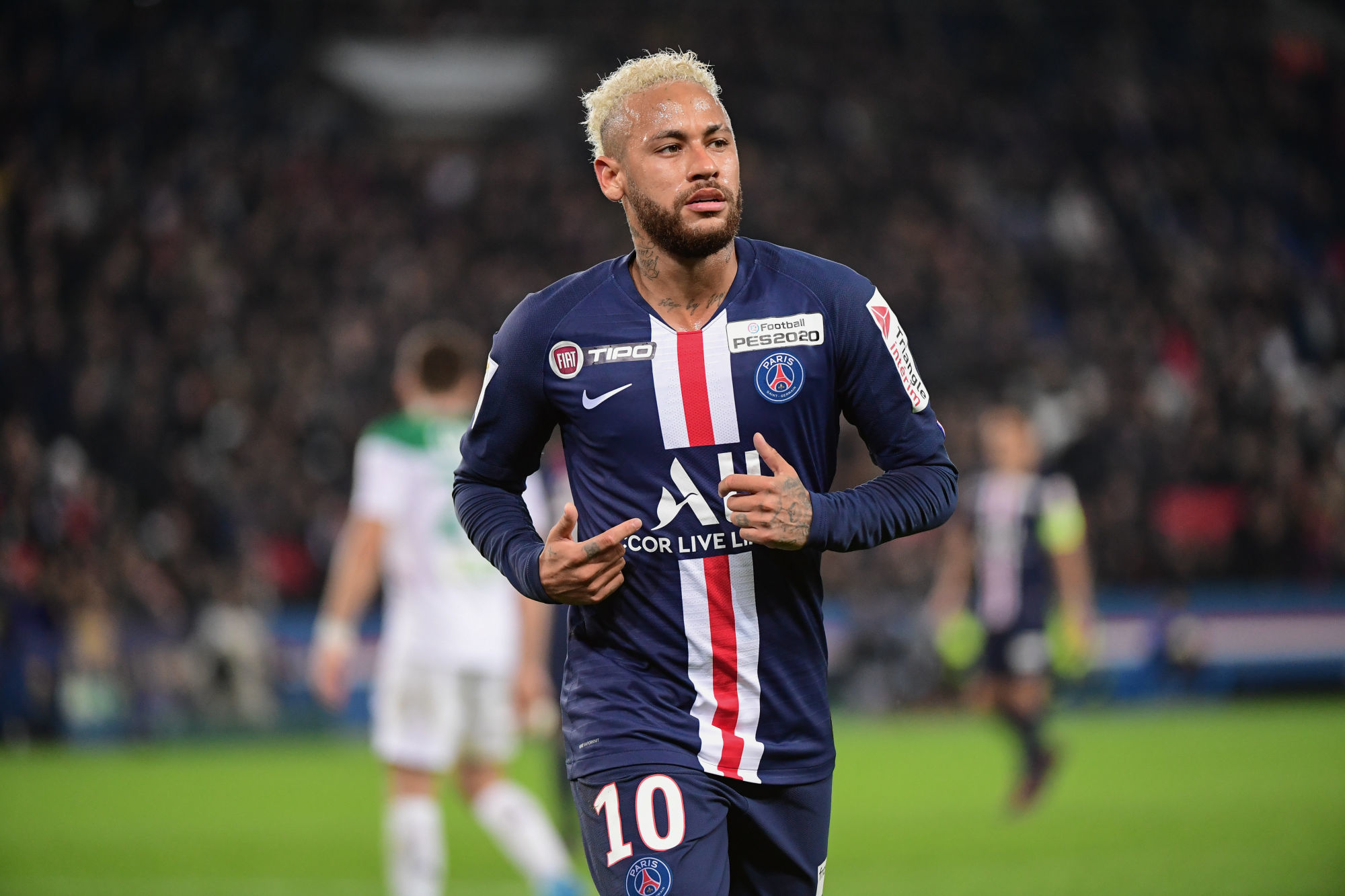 Neymar avec le maillot du PSG