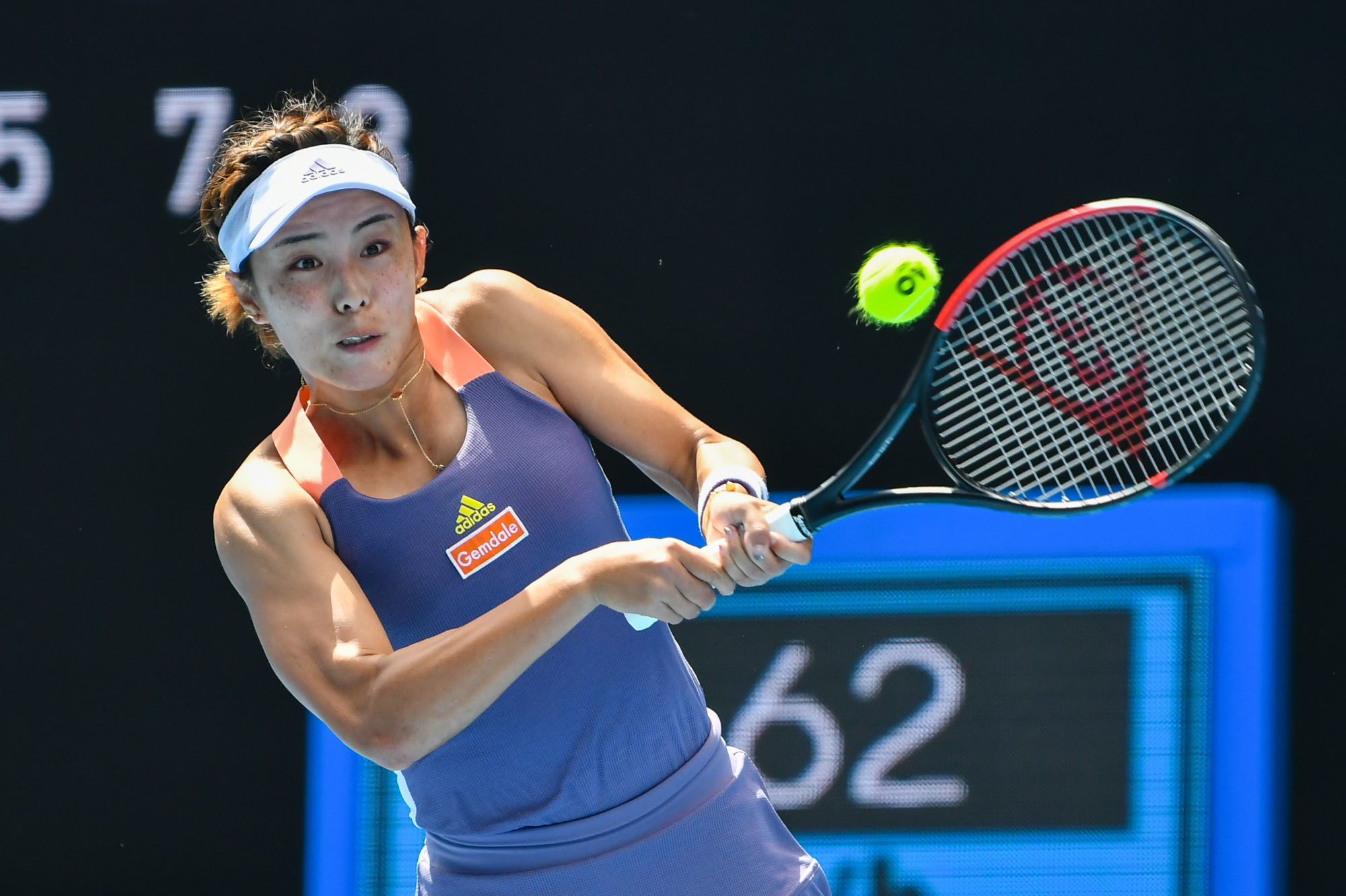 January 24, 2020: 27th seed QIANG WANG (CHN) in action against 8th seed SERENA WILLIAMS (USA) on Rod Laver Arena in a Women's Singles 3rd round match on day 5 of the Australian Open 2020 in Melbourne, Australia. Sydney Low/Cal Sport Media/Sipa USA. WANG won 64 67 75(Credit Image: © Sydney Low/CSM/Sipa USA) 

Photo by Icon Sport - Wang QIANG