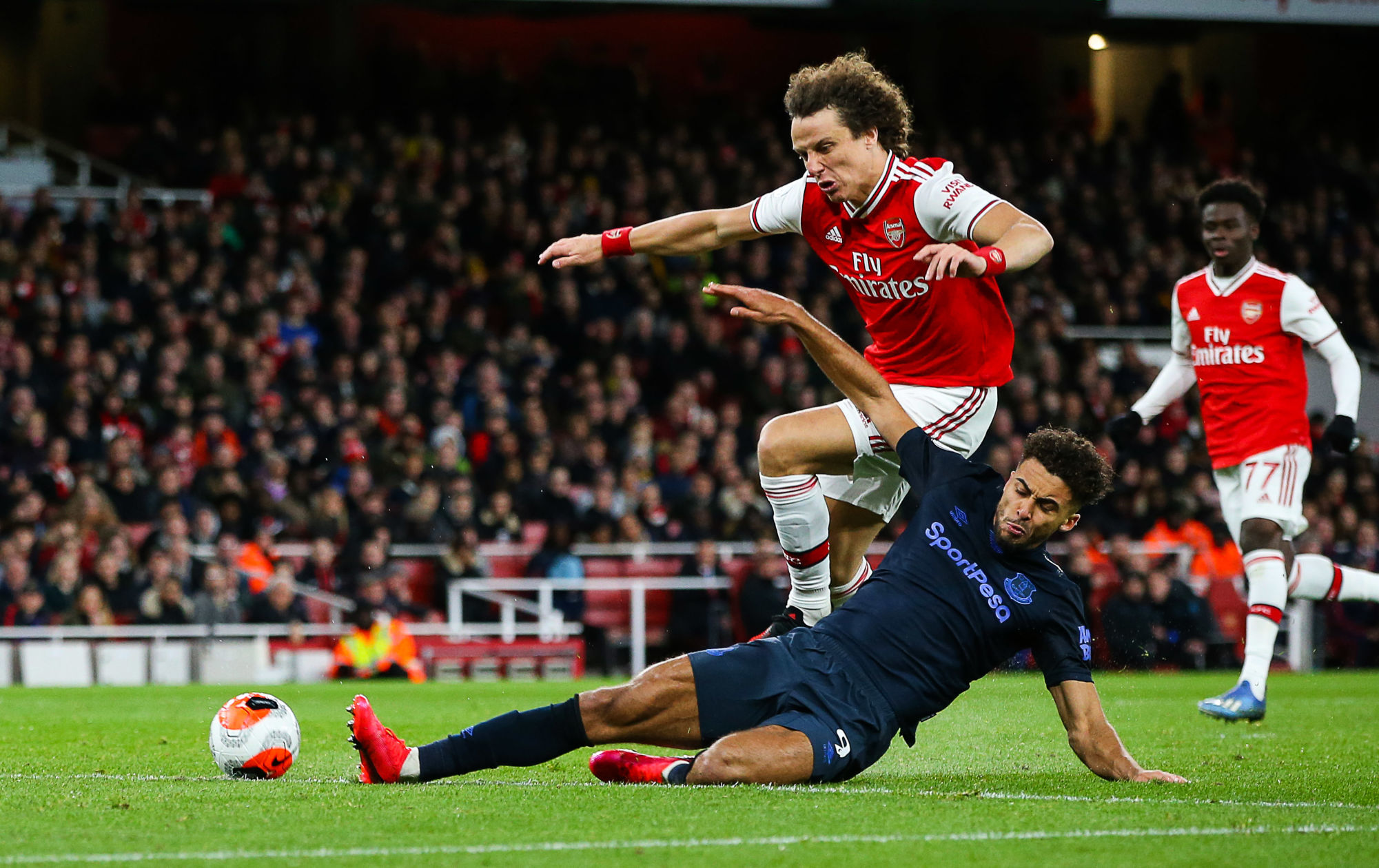 Everton’s Dominic Calvert-Lewin is challenged by Arsenal’s David Luiz during the Premier League match at the Emirates Stadium, London. Picture date: 23rd February 2020. Picture credit should read: Paul Terry/Sportimage 


Photo by Icon Sport - Emirates Stadium - Londres (Angleterre)