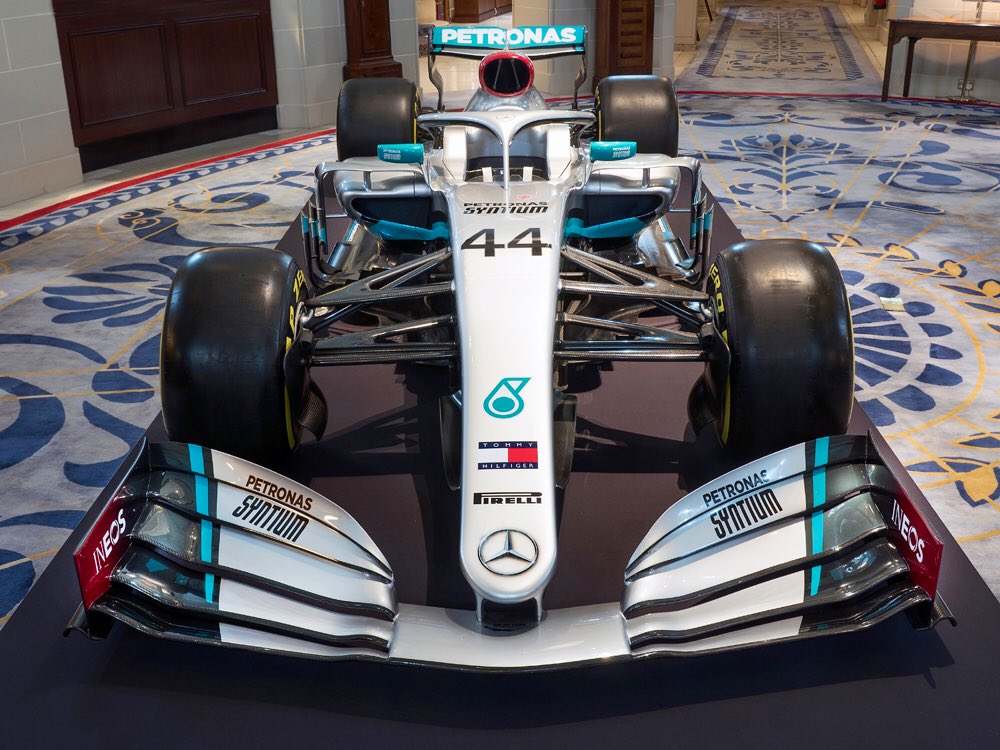 Mercedes 2020 - Twitter @MercedesAMGF1