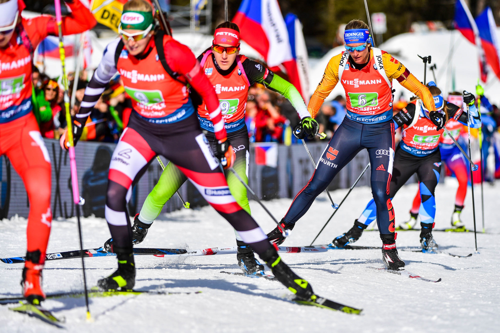 22 February 2020, Italy, Antholz: Biathlon: World Championship/World Cup, relay 4 x 6 km, women in the Arena Alto Adige. Vanessa Hinz (3rd from right) from Germany in action. Photo: Hendrik Schmidt/dpa 

Photo by Icon Sport - Antholz - Anterselva (Italie)