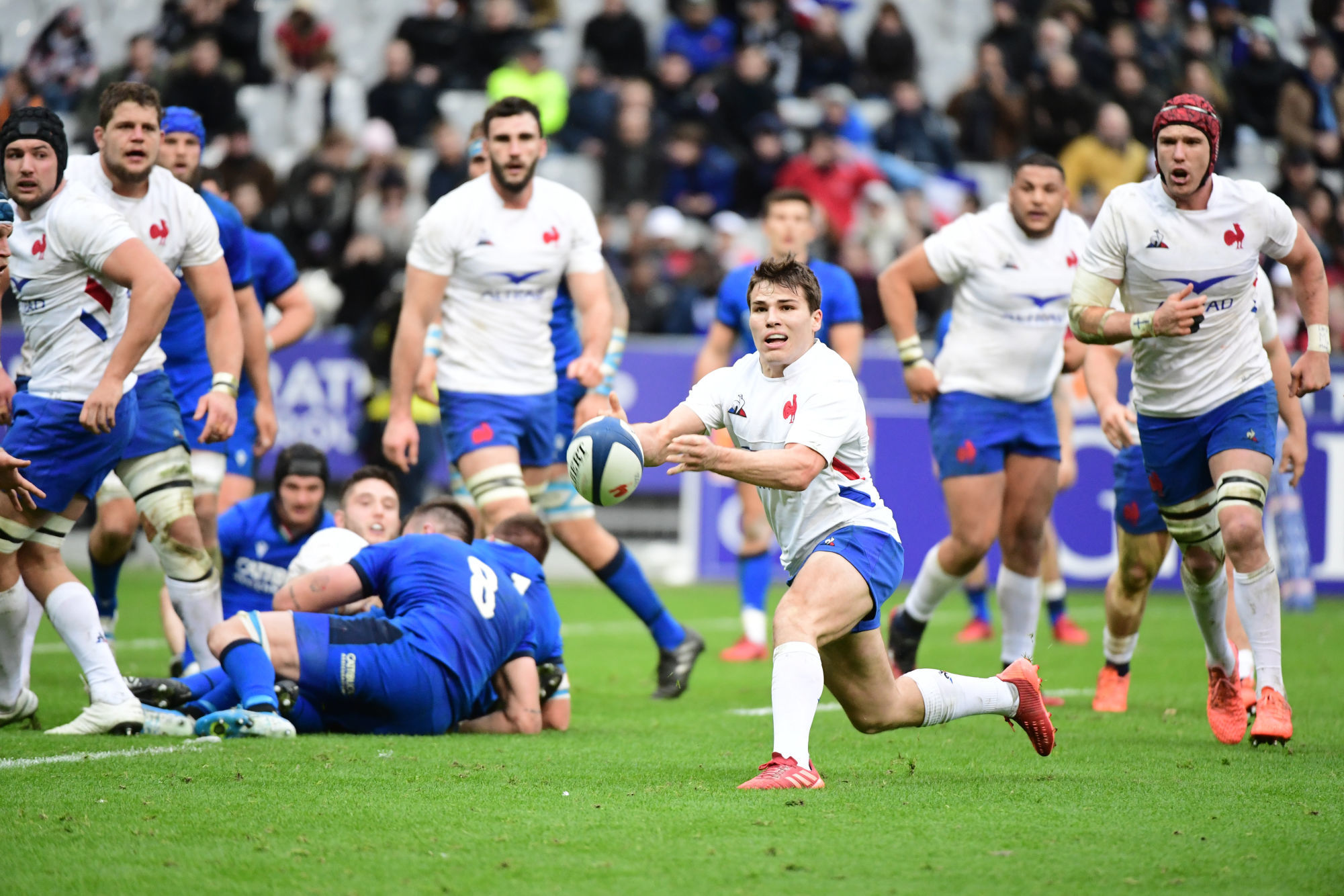 Antoine DUPONT of France during the Six Nations match between France and Italy on February 9, 2020 in Paris, France. (Photo by Dave Winter/Icon Sport) - Stade de France - Paris (France)