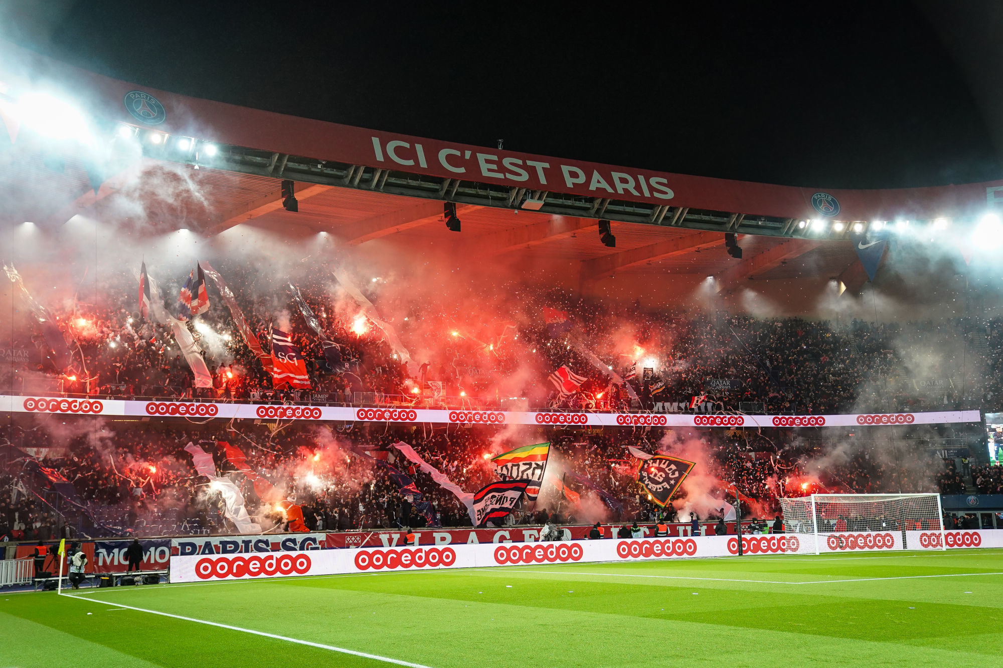 PSG – Dortmund  Malgré le huis clos, 3 000 supporters se donnent