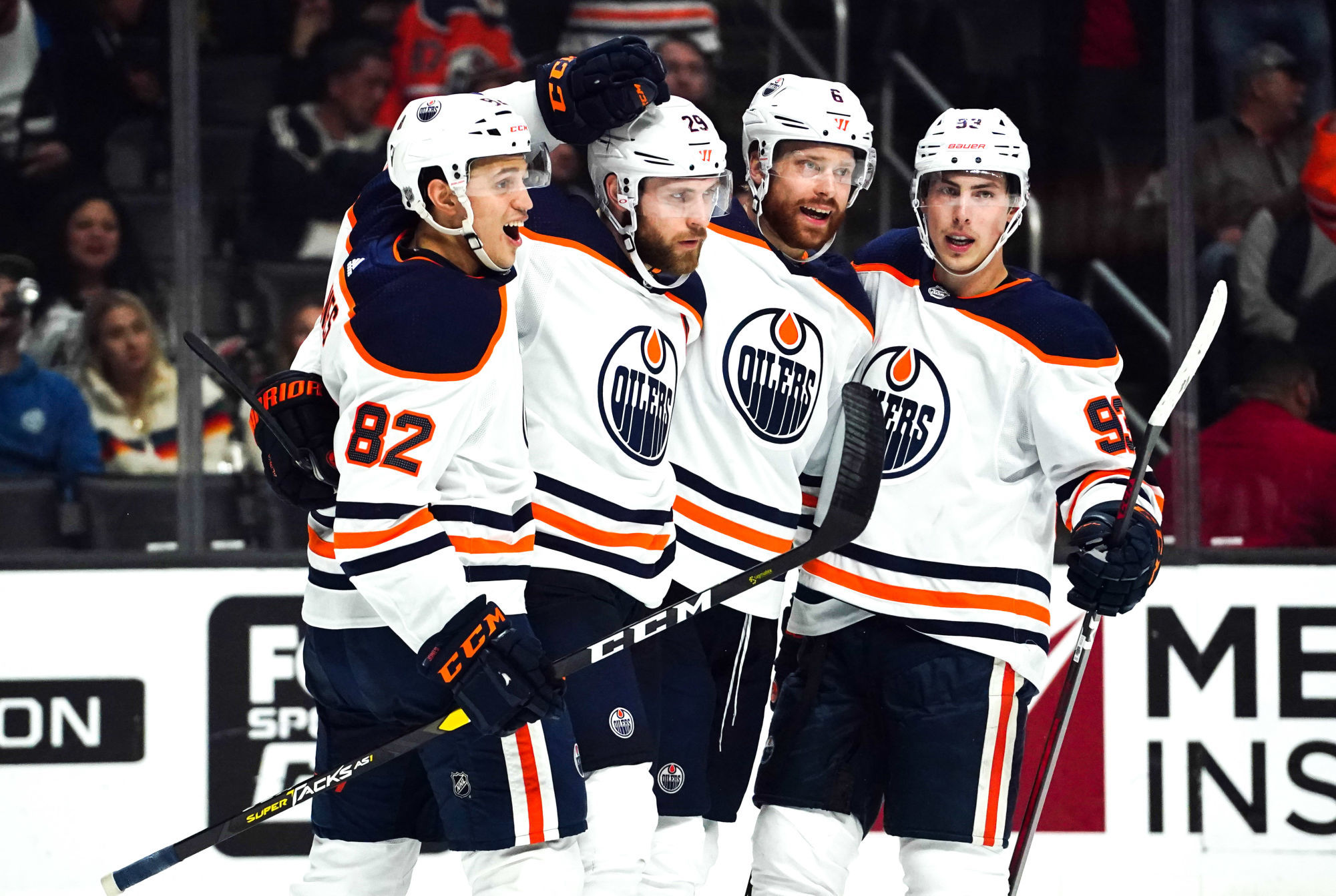 Edmonton Oilers Caleb Jones (82), Ryan Nugent-Hopkins (93), Adam Larsson (6), Ryan Nugent-Hopkins (93) Credit: Kirby Lee-USA TODAY Sports / Icon Sport

Photo by Icon Sport - Ryan NUGENT-HOPKINS - Caleb JONES - Adam LARSSON