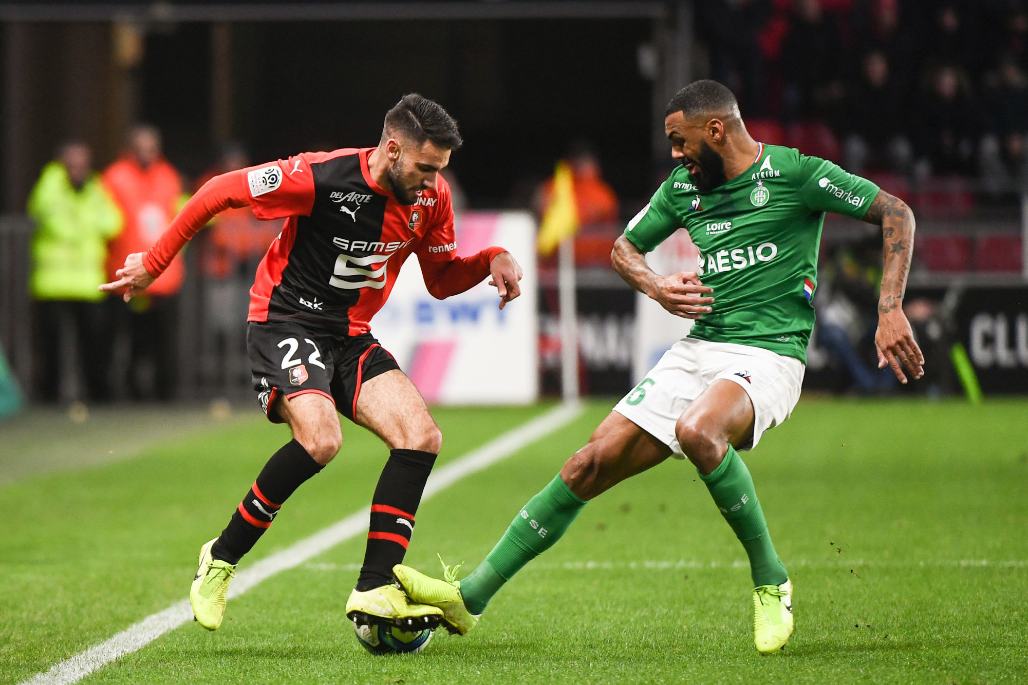 Romain DEL CASTILLO of Rennes and Yann M VILA of Saint Etienne during the Ligue 1 match between Rennes and Saint-Etienne at Roazhon Park on December 1, 2019 in Rennes, France. (Photo by Anthony Dibon/Icon Sport) - Yann M'VILA - Romain DEL CASTILLO - Roazhon Park - Rennes (France)