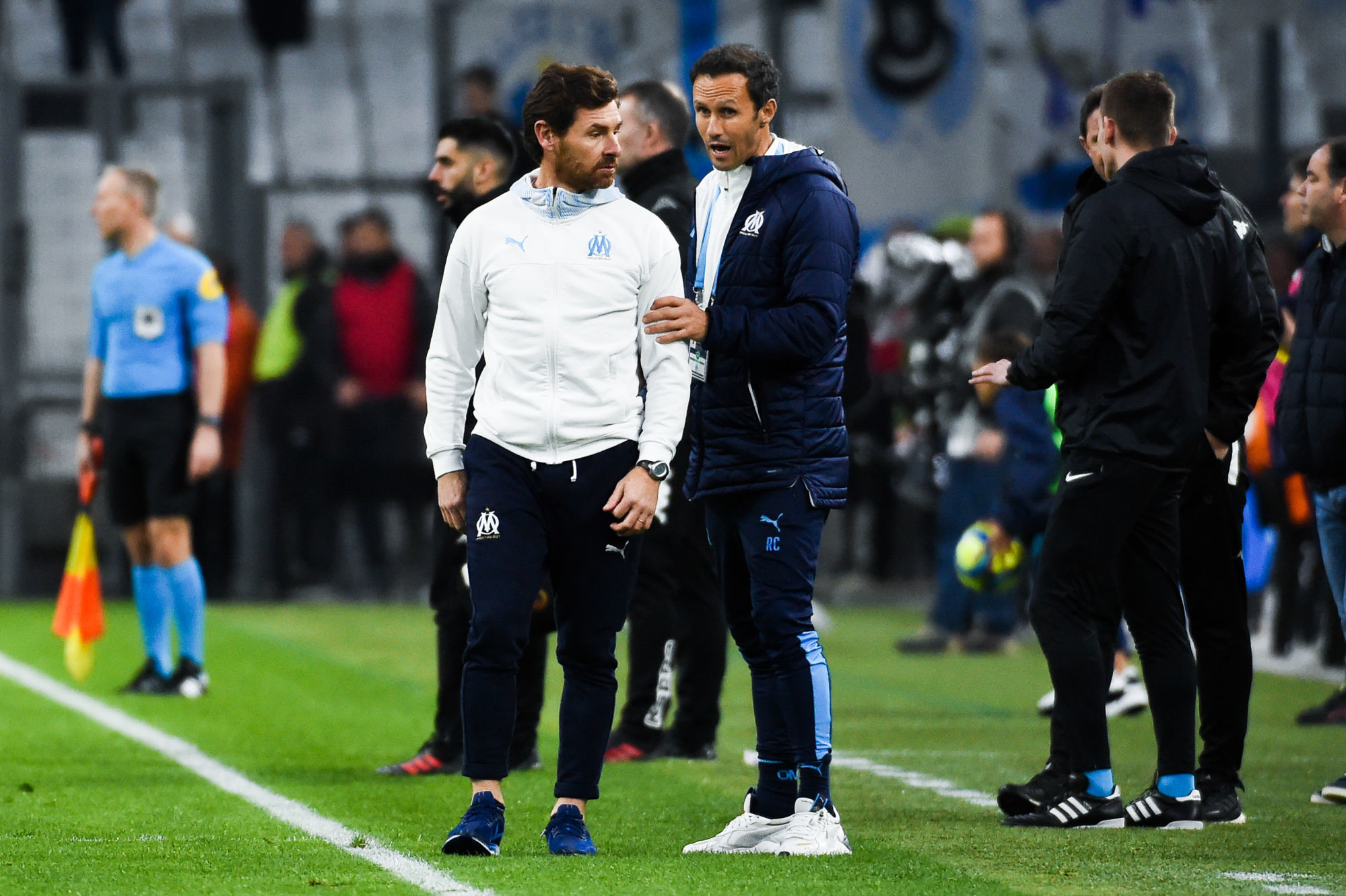 Andre Villas-Boas head coach of Marseille and Ricardo Carvalho assistant coach of Marseille  during the Ligue 1 match between Olympique Marseille and Angers SCO at Stade Velodrome on January 25, 2020 in Marseille, France. (Photo by Alexandre Dimou/Icon Sport) - Andre VILLAS BOAS - Ricardo CARVALHO - Orange Vélodrome - Marseille (France)