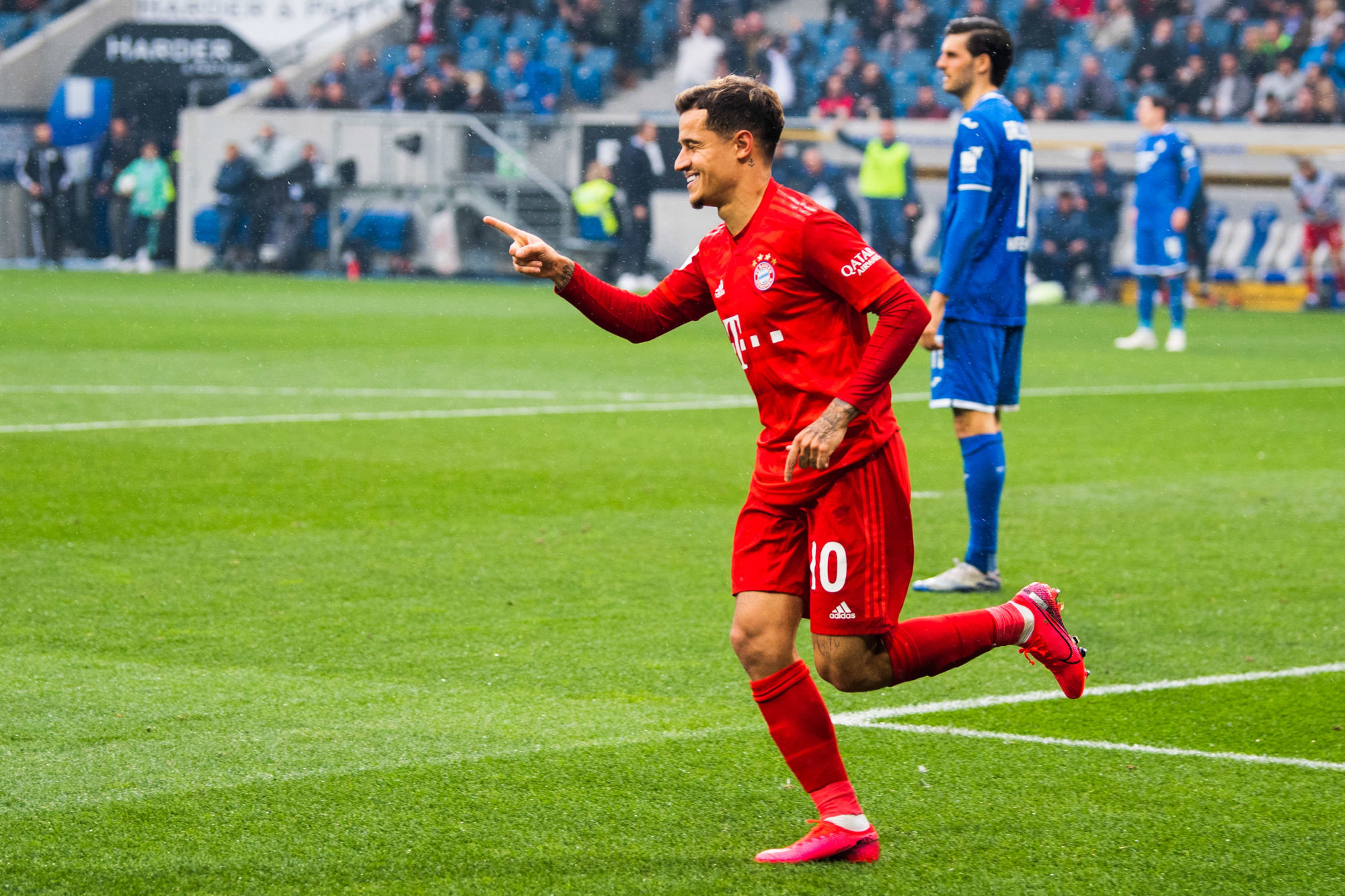 29 February 2020, Baden-Wuerttemberg, Sinsheim: Football: Bundesliga, 24th matchday, 1899 Hoffenheim - Bayern Munich, PreZero Arena. Munich's Philippe Coutinho cheers after his goal for the 0:5. Photo: Tom Weller/dpa - IMPORTANT NOTE: In accordance with the regulations of the DFL Deutsche Fu?ball Liga and the DFB Deutscher Fu?ball-Bund, it is prohibited to exploit or have exploited in the stadium and/or from the game taken photographs in the form of sequence images and/or video-like photo series. 
Photo by Icon Sport - Philippe COUTINHO - Rhein-Neckar-Arena - Hoffenheim (Allemagne)