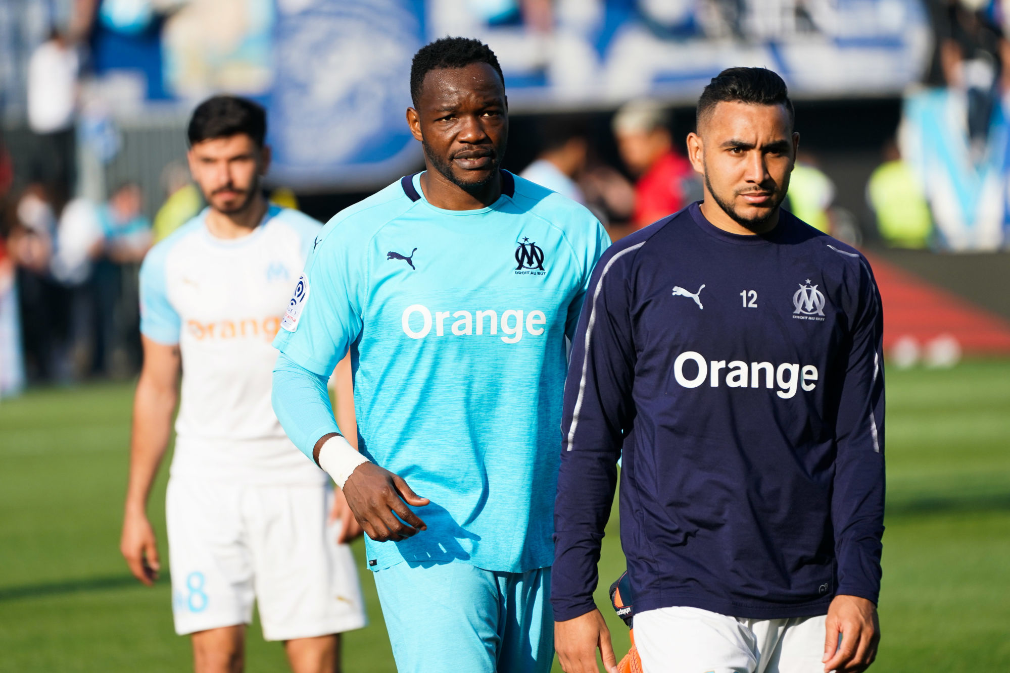 Morgan Sanson, Steve Mandanda and Dimitri Payet of Marseille during the Ligue 1 match between EA Guingamp and Olympique de Marseille  at Stade du Roudourou on April 20, 2019 in Guingamp, France. (Photo by Eddy Lemaistre/Icon Sport)