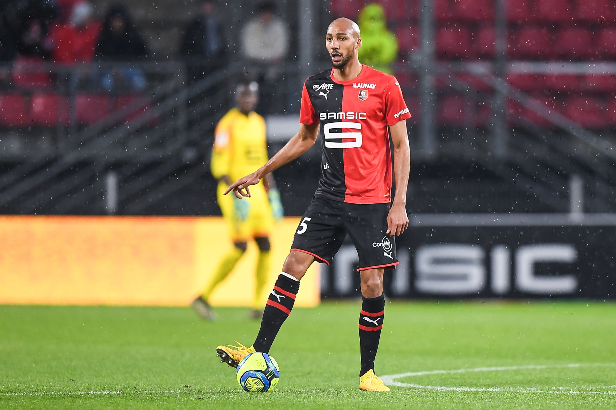 Steven NZONZI of Rennes during the French Ligue 1 Soccer match between Rennes and Montpellier at Roazhon Park on March 8, 2020 in Rennes, France. (Photo by Baptiste Fernandez/Icon Sport) - Steven NZONZI - Roazhon Park - Rennes (France)