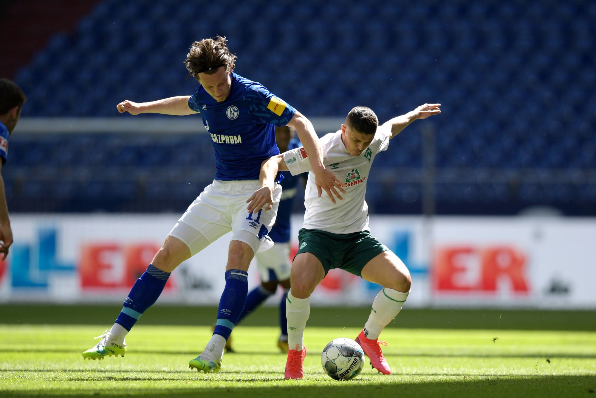 firo Michael GREGORITSCH (GE) Milot RASHICA (HB) Soccer 1.Bundesliga, 29.matchday, FC Schalke 04 (GE) - SV Werder Bremen (HB), on May 30th, 2020 in Gelsenkirchen / Germany. AnkeWaelischmiller / SVEN SIMON / Pool via / firo | usage worldwide 
Photo by Icon Sport - VELTINS-Arena - Gelsenkirchen (Allemagne)