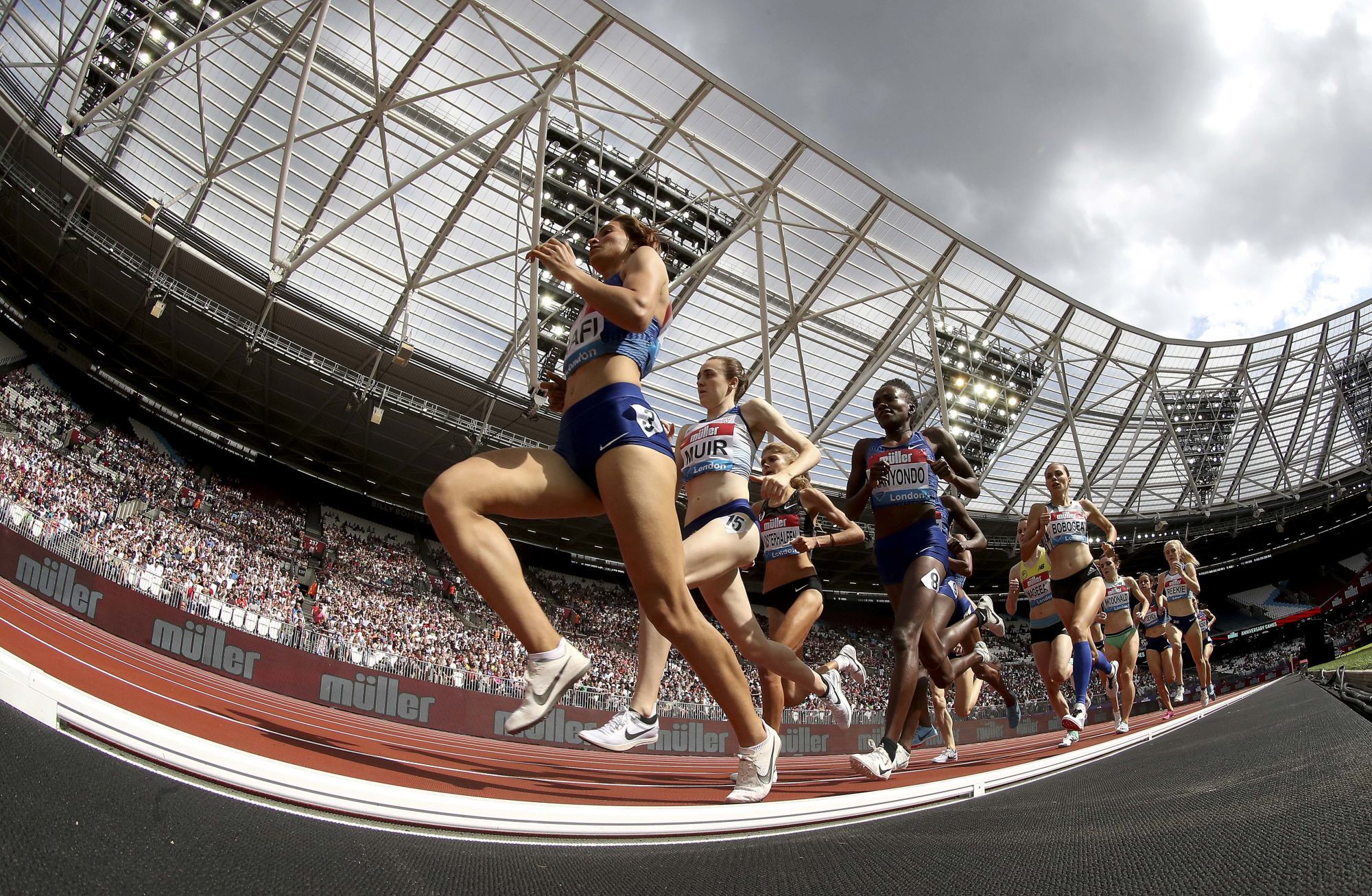 Laura Muir (2nd left) Ligue de diamant - Meeting de Londres. Photo : PA Images / Icon Sport