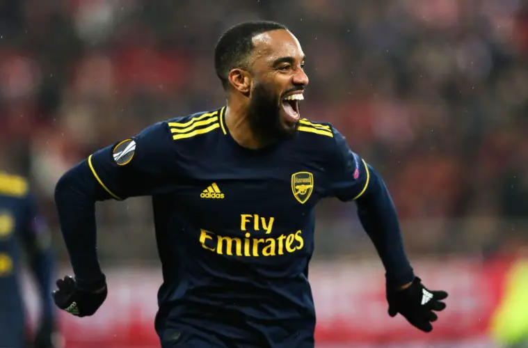Lacazette sanctionné après avoir inhalé du gaz hilarant — Arsenal Lacazette sanctionné après avoir inhalé du gaz hilarant — Arsenal