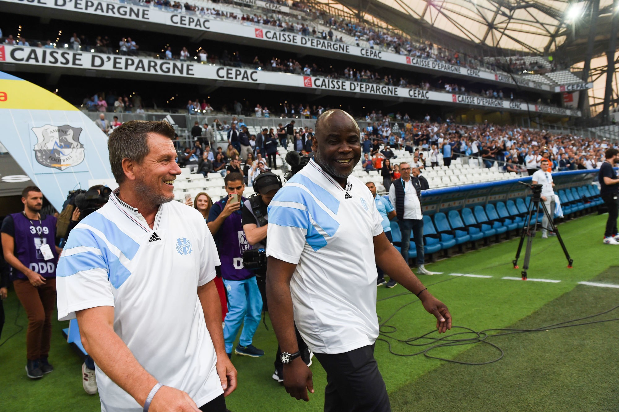 Pascal Olmeta and Basile Boli during the Ligue 1 match between Olympique Marseille and Amiens SC at Stade Velodrome on May 19, 2018 in Marseille, . (Photo by Alexandre Dimou/Icon Sport)