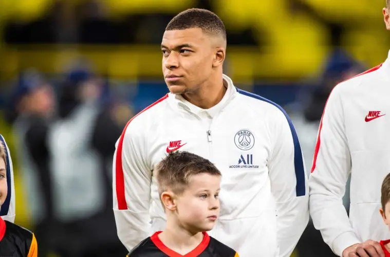 PSG – Kylian Mbappé joue les intermédiaires dans le dossier Aouchiche06 juin 2020 10:38A la uneFootballTransferts