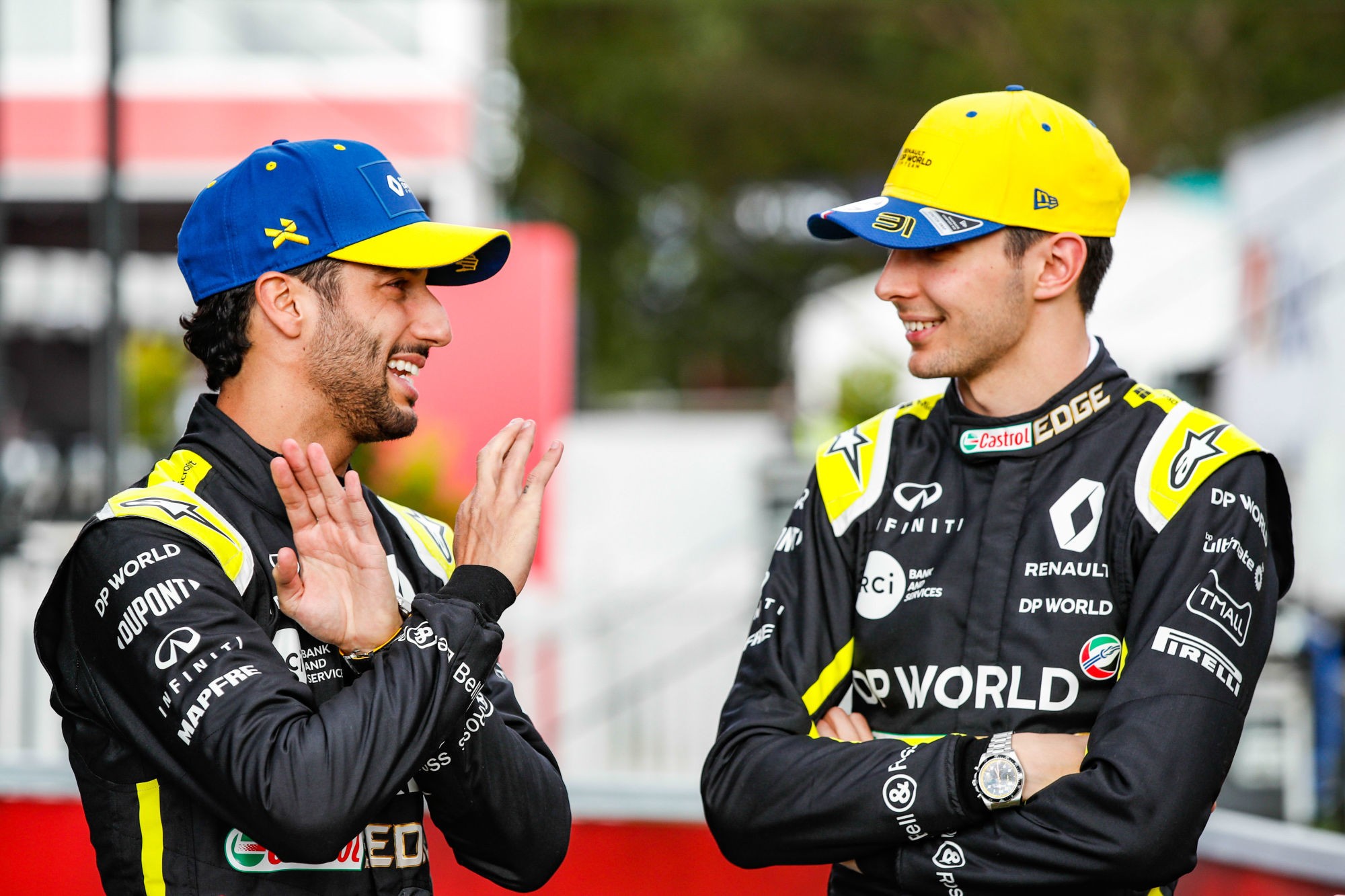 Motorsports: FIA Formula One World Championship 2020, Grand Prix of Australia, 
#3 Daniel Ricciardo (AUS, Renault F1 Team), #31 Esteban Ocon (FRA, Renault F1 Team),  *** Local Caption *** +++ www.hoch-zwei.net +++ copyright: HOCH ZWEI +++ 

Photo by Icon Sport - Daniel RICCIARDO - Esteban OCON - Melbourne (Australie)