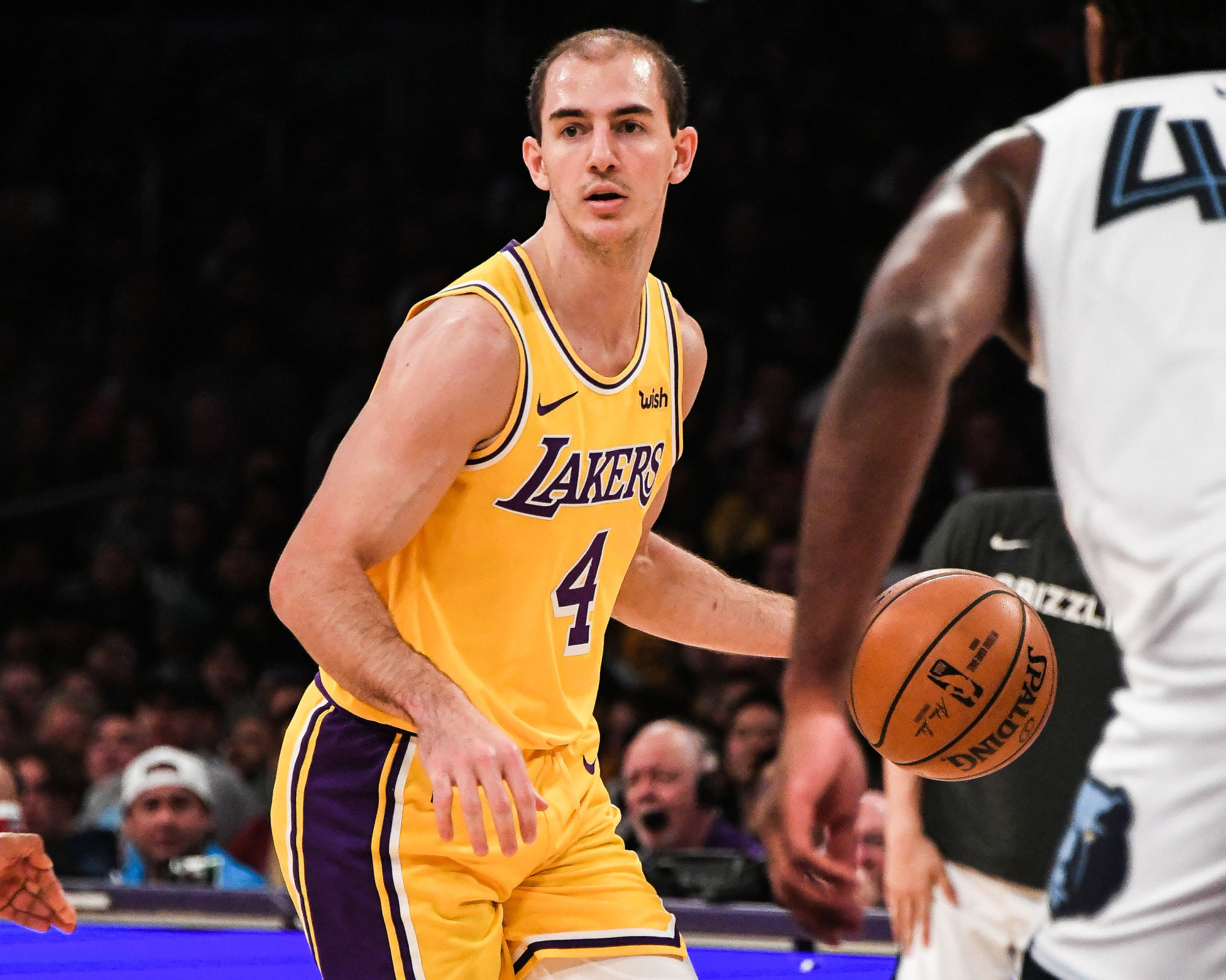 Oct 29, 2019; Los Angeles, CA, USA; Los Angeles Lakers guard Alex Caruso (4) dribbles as Memphis Grizzlies forward Solomon Hill (44) defends during the second quarter at Staples Center. Mandatory Credit: Richard Mackson-USA TODAY Sports/Sipa USA 

Photo by Icon Sport - Solomon HILL - Alex CARUSO - Staples Center - Los Angeles (Etats Unis)
