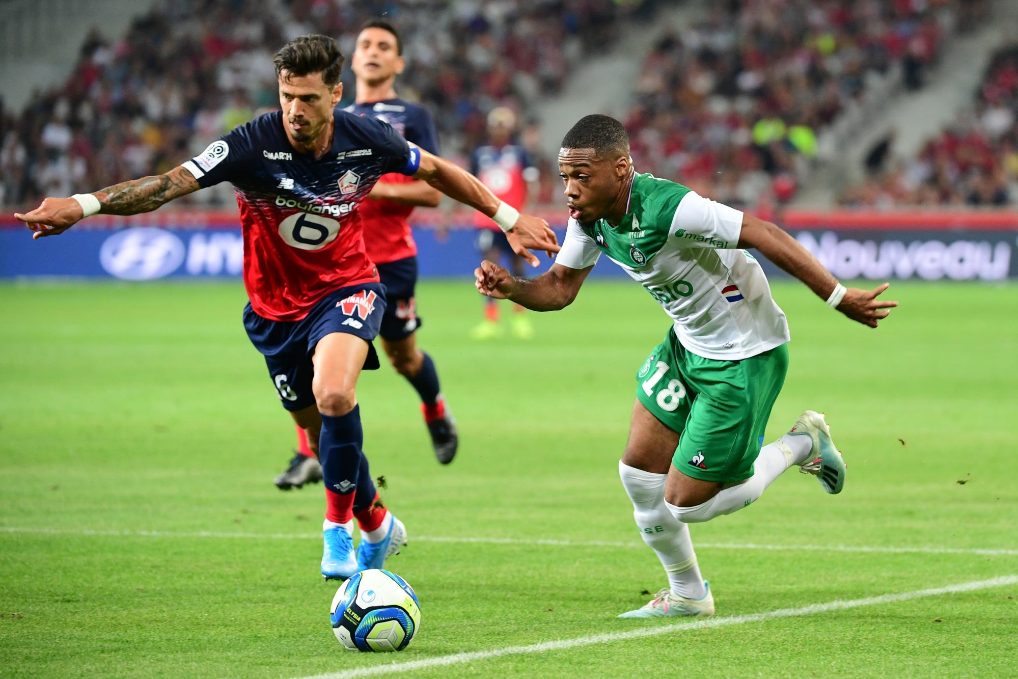 Arnaud Nordin - St Etienne et Jose Fonte - Lille (Photo by Dave Winter/Icon Sport)