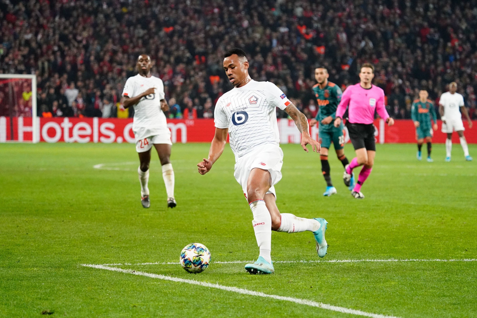 GABRIEL Magalhaes of Lille during the Champions League match between Lille and Ajax Amsterdam at Grand Stade Lille Métropole on November 27, 2019 in Lille, France. (Photo by Dave Winter/Icon Sport) - Gabriel MAGALHAES - Stade Pierre Mauroy - Lille (France)