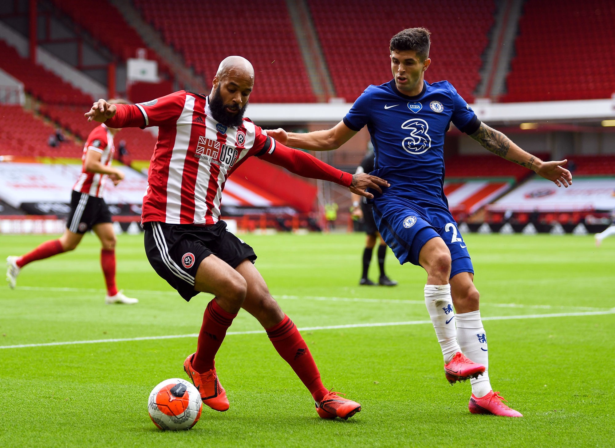 Sheffield United's David McGoldrick (left) and Chelseaís Christian Pulisic battle for the ball during the Premier League match at Bramall Lane, Sheffield. 

Photo by Icon Sport - Bramall Lane - Sheffield (Angleterre)