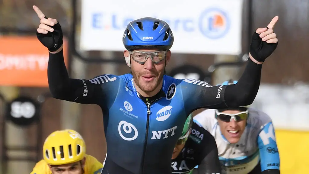 Giacomo Nizzolo celebrates as he crosses the finish line at the end of the  166,5 km, 2nd stage of the 78th Paris - Nice cycling race stage between Chevreuse and Chalette-sur-Loing, on March 9, 2020. (Photo by Alain JOCARD / AFP)
