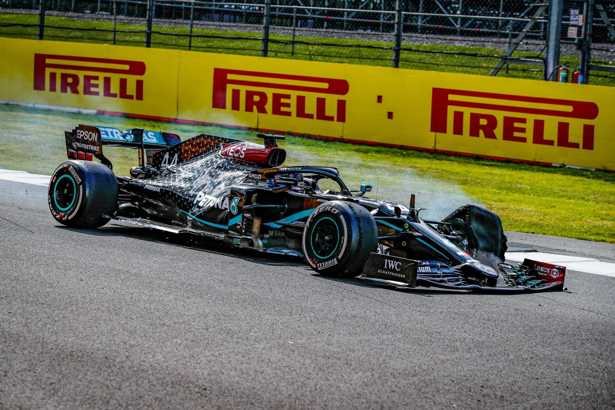 Crevaison Lewis Hamilton (F1)
Photo by Icon Sport