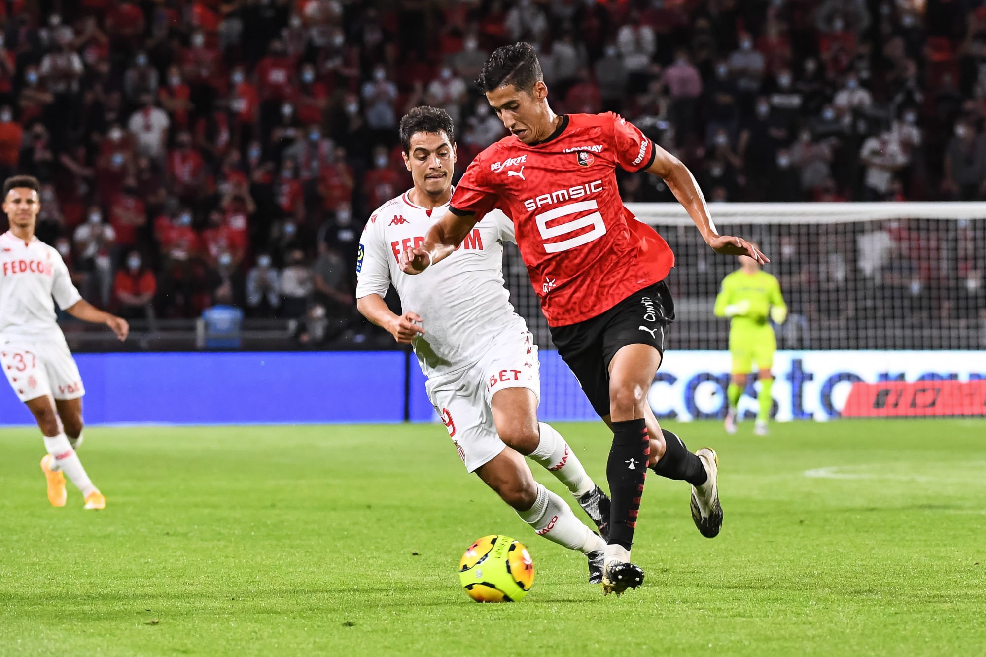 Wissam BEN YEDER - Monaco et Nayef AGUERD - Rennes  (Photo by Baptiste Fernandez/Icon Sport)