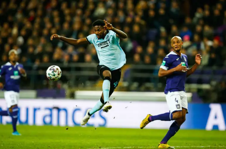 Un prometteur attaquant nigérian dans le viseur de l’OM ! Un prometteur attaquant nigérian dans le viseur de l’OM !