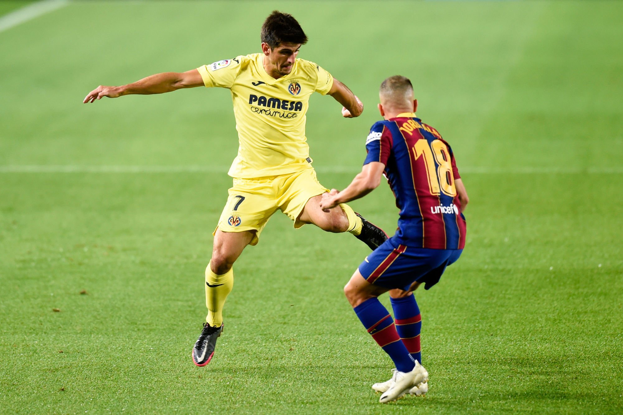 Gerard Moreno - Villarreal CF et Jordi Alba - FC Barcelona (Photo by Pressinphoto/Icon Sport)