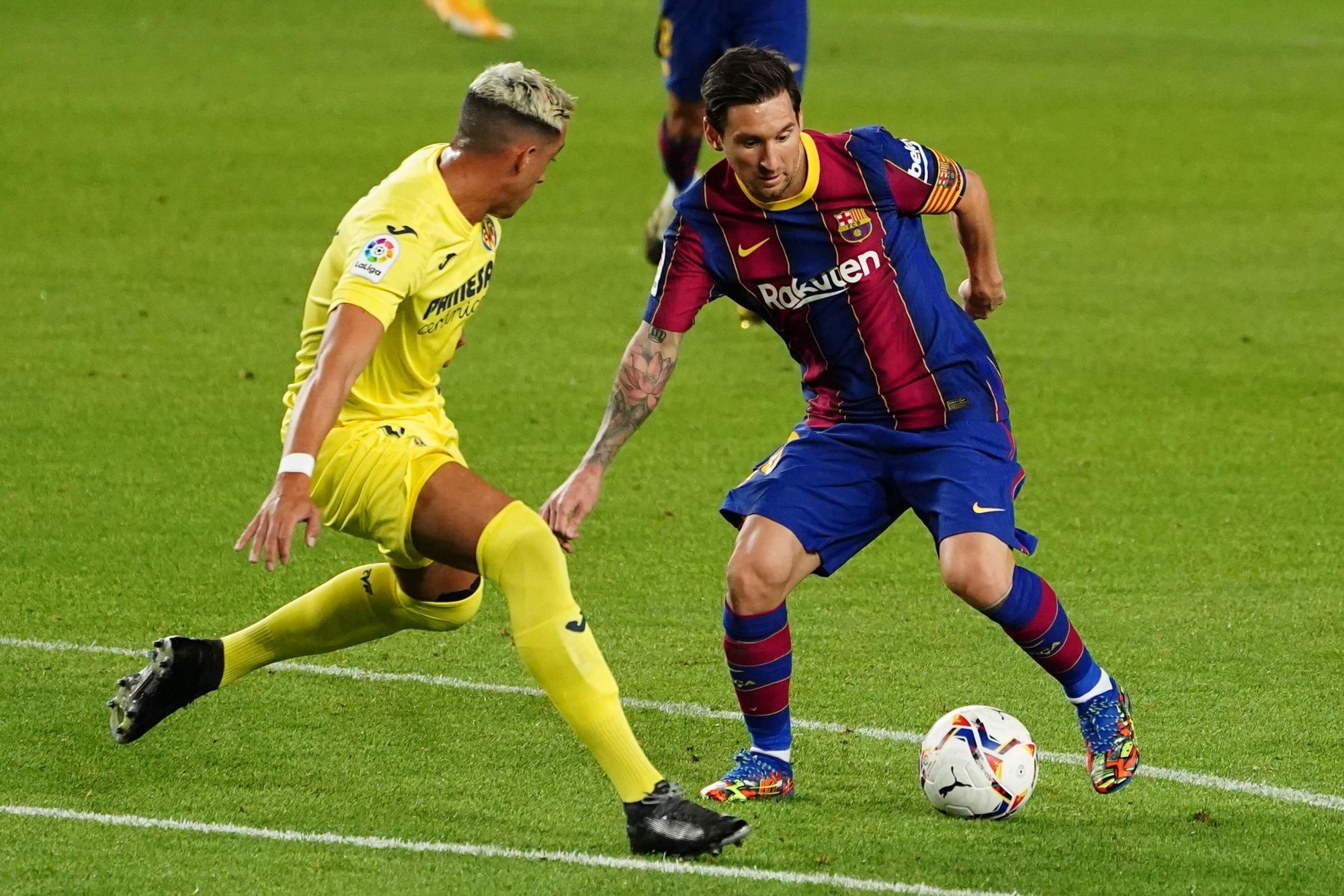 27th September 2020; Camp Nou, Barcelona, Catalonia, Spain; La Liga Football, Barcelona versus Villareal;  Leo Messi takes on Funes Mori of Villareal 
By Icon Sport - Camp Nou - Barcelone (Espagne)