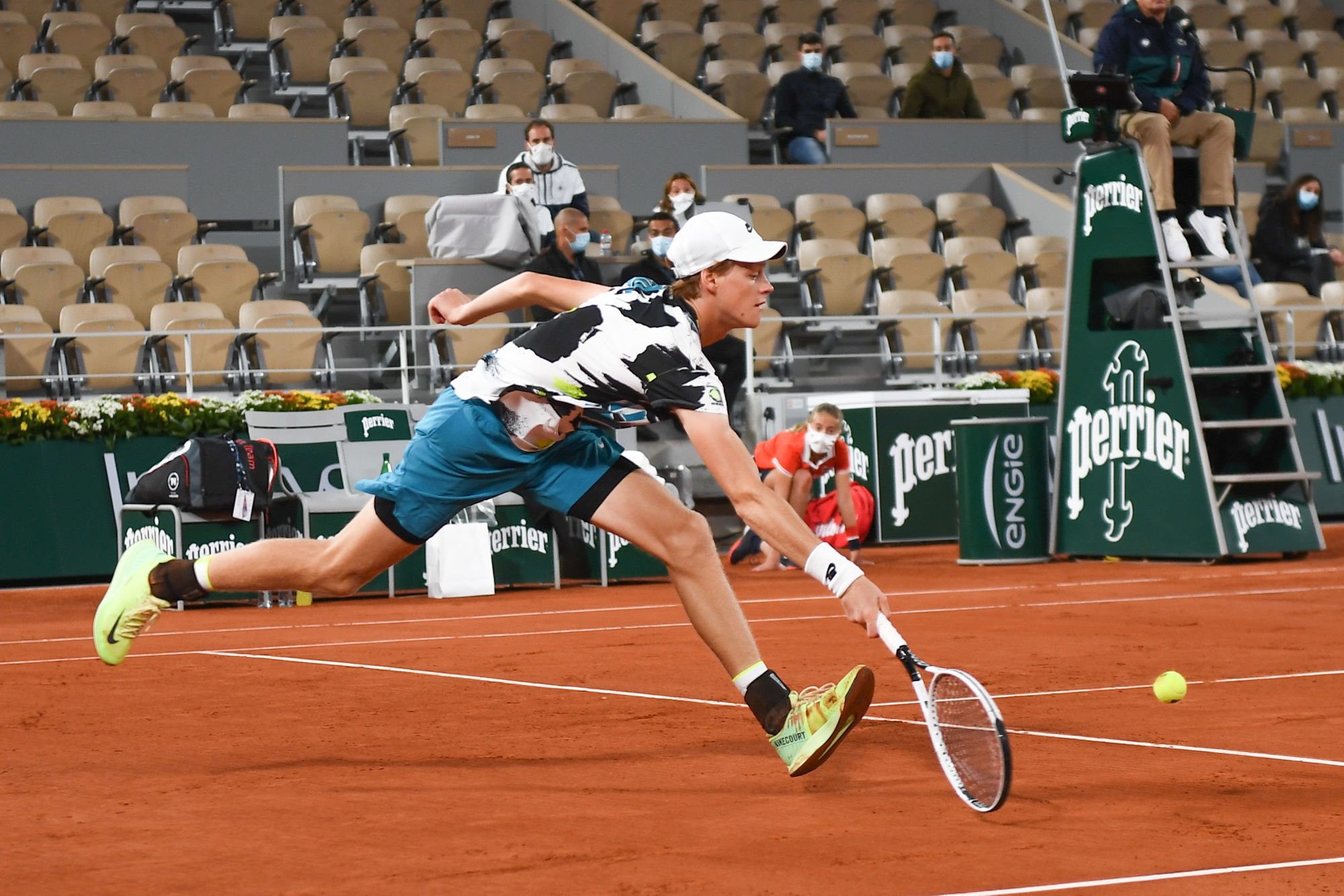 Jannik SINNER of Italy during the Day 1 of the 2020 Roland Garros, French tennis tournament at Roland Garros on September 27, 2020 in Paris, France. (Photo by Anthony Dibon/Icon Sport) - Roland Garros - Paris (France)