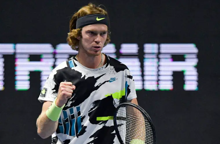 Rublev et Shapovalov se retrouvent en demi-finale du tournoi de Saint-Pétersbourg16 octobre 2020 20:06RésultatsTennis