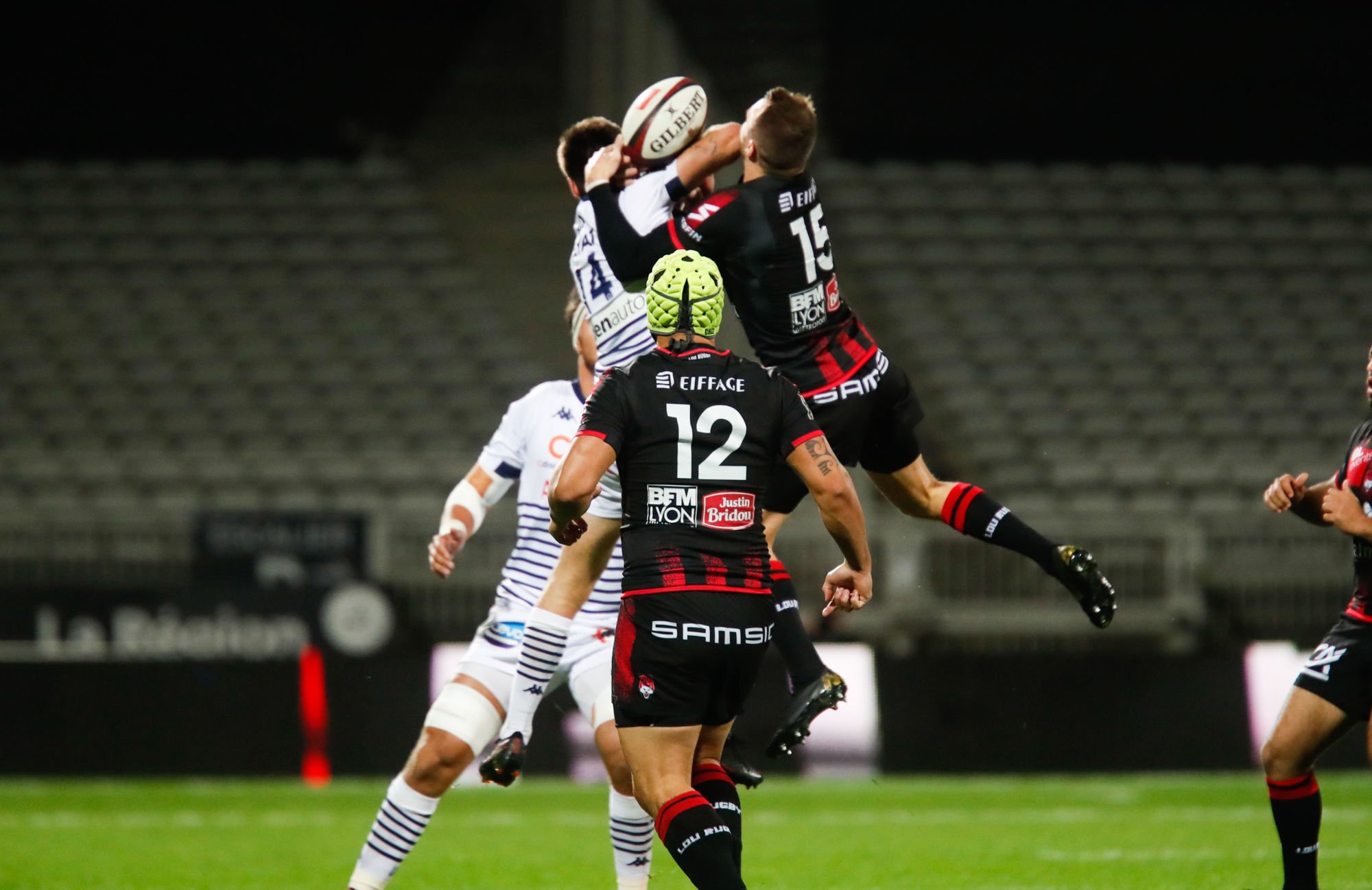 Toby ARNOLD - LOU Rugby et Geoffrey CROS - Bordeaux (By Icon Sport)