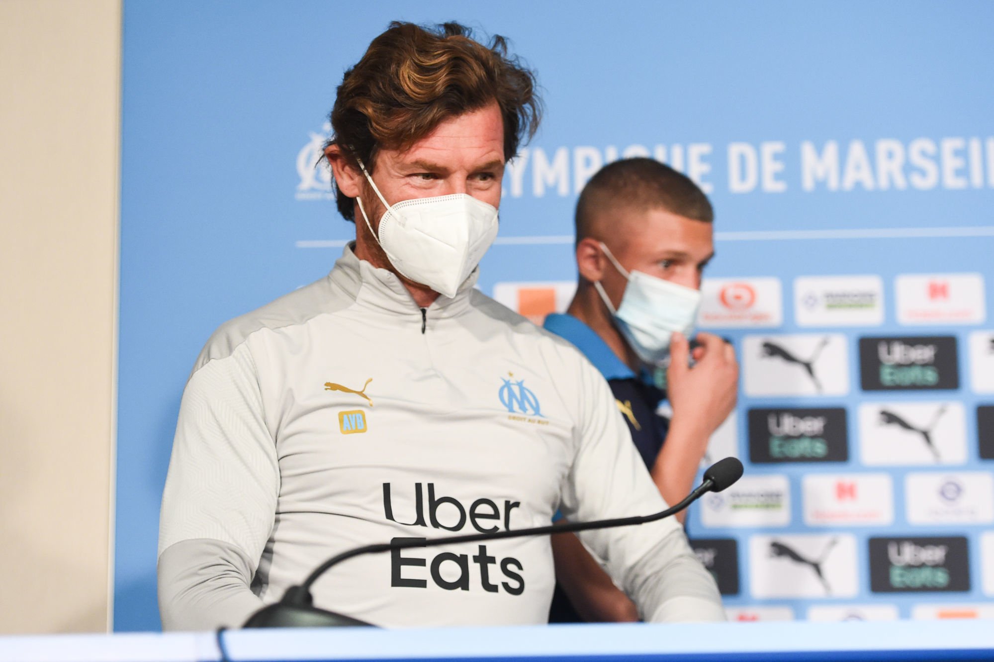 Andre Villas-Boas head coach of Marseille  and Michael CUISANCE of Marseille  during the presentation of Marseille at Orange Velodrome on October 6, 2020 in Marseille, France. (Photo by Alexandre Dimou/Icon Sport) - Andre VILLAS BOAS - Michael CUISANCE - Orange Vélodrome - Marseille (France)