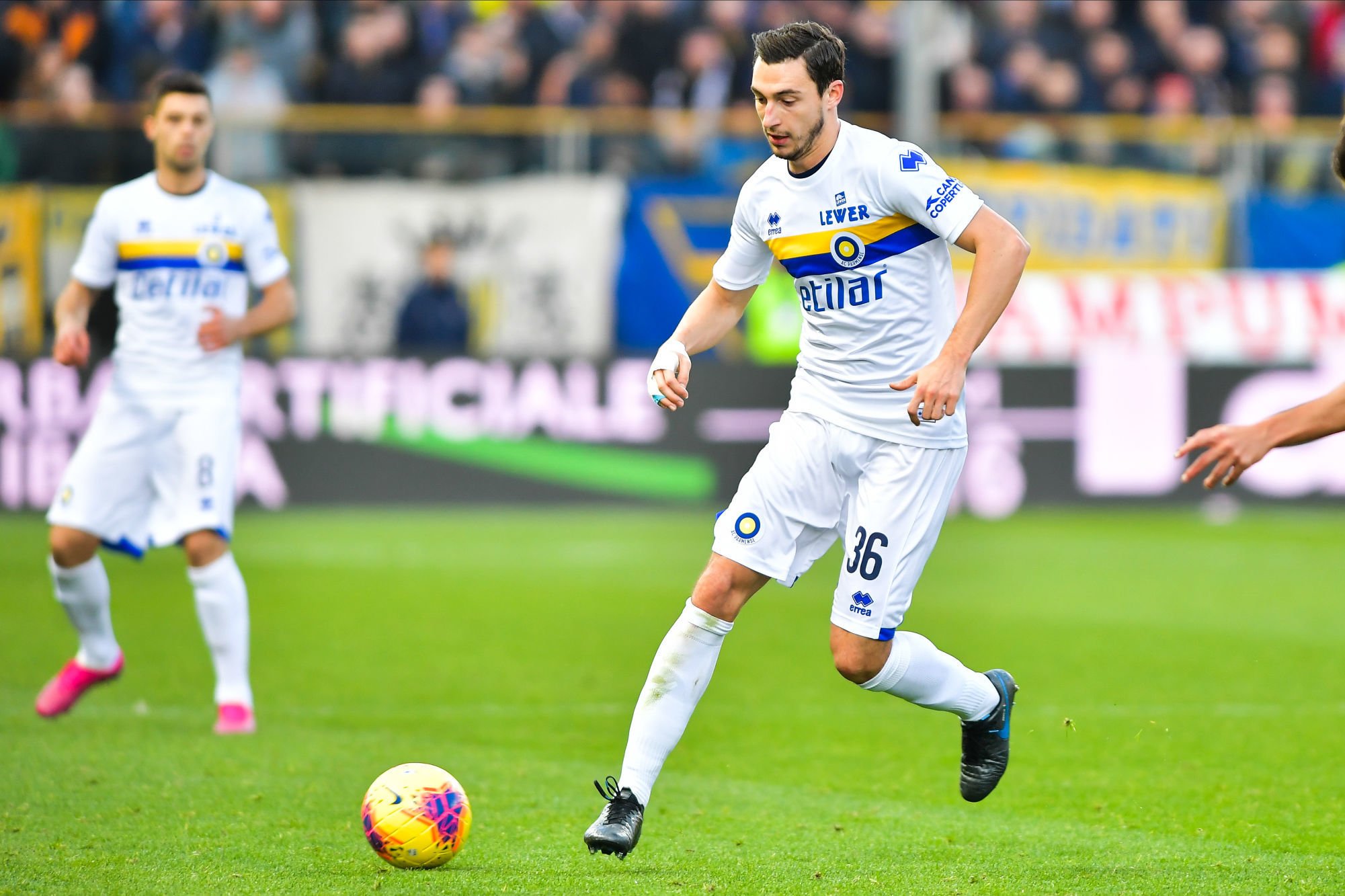 Foto Claudio Grassi/LaPresse
22 dicembre 2019 Parma (PR) Italia
sport 
calcio
Parma vs Brescia - Campionato di calcio Serie A TIM 2019/2020 - stadio Ennio Tardini.
Nella foto: Matteo Darmian (#36 Parma)

Photo Claudio Grassi/LaPresse
December 22, 2019 Parma (PR) Italy
sport 
soccer
Parma Calcio 1913 vs Brescia Calcio - Italian Football Championship League Serie A TIM 2019/2020 - Ennio Tardini stadium.
In the pic: 

Photo by Icon Sport - Matteo DARMIAN - Stadio Ennio Tardini - Parme (Italie)