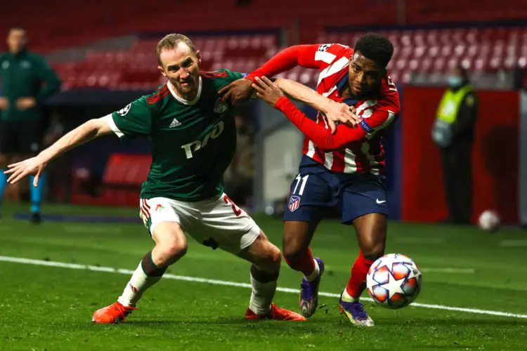 Atletico Madrid's midfielder Thomas Lemar (R) in action against Lokomotiv Moscow's midfielder Vladislav Ignatyev (L) during a UEFA Champions League Group A qualifying match between Atletico Madrid and Lokomotiv Moscow at Wanda Metropolitano stadium in Madrid, Spain, November 25, 2020. Photo by Juanjo Martin/Efe/ABACAPRESS.COM 
Photo by Icon Sport - Thomas LEMAR - Vladislav IGNATYEV - Estadio Wanda Metropolitano - Madrid (Espagne)