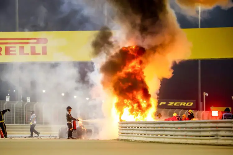 Le crash de Romain Grosjean à Bahreïn
