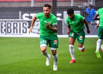 Mathieu DEBUCHY of Saint Etienne before the pre season friendly match between Rennes and Saint Etienne at Roazhon Park on August 12, 2020 in Rennes, France. (Photo by Baptiste Fernandez/Icon Sport) - Mathieu DEBUCHY - Roazhon Park - Rennes (France)