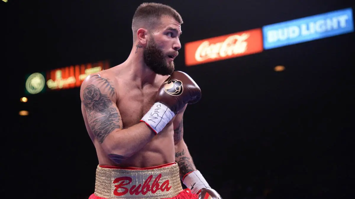 Caleb Plant conserve son titre IBF des supermoyens Sport.fr