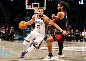 Photo by Icon Sport - Spencer DINWIDDIE - Coby WHITE - Barclays Center - Brooklyn (Etats Unis)